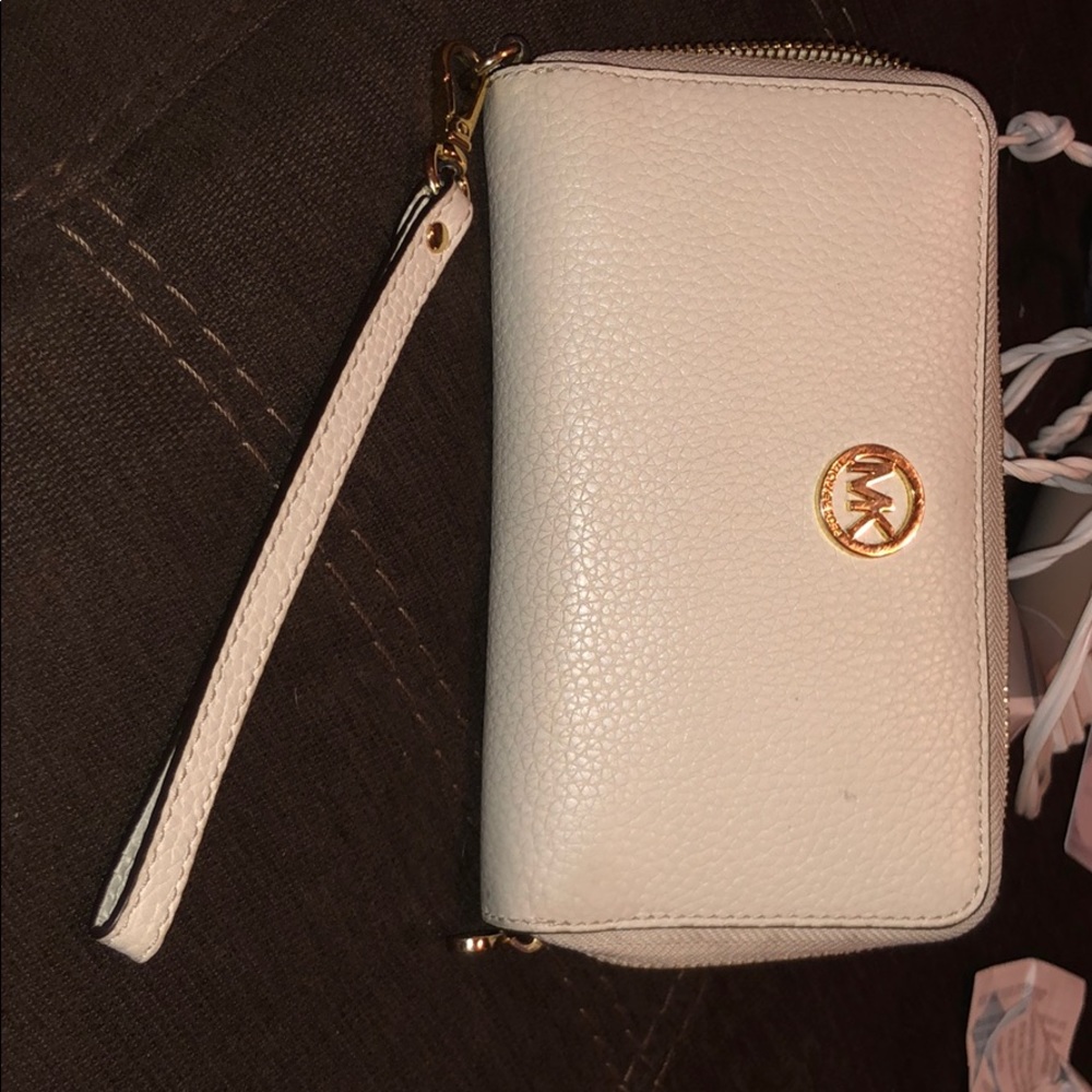 MK wallet
